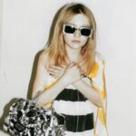 Dakota Fanning Instagram - 🐝 @marcjacobs @themarcjacobs #juergenteller