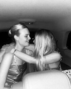 Dakota Fanning Instagram - my confidante. my truth-teller. my person in all lifetimes. being your sister is a dream. happy birthday angel, i love you the most. ✨ 🧚🏻‍♀️ ✨ @ellefanning