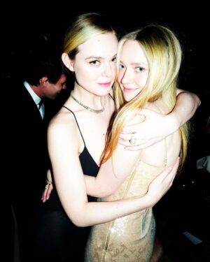 Dakota Fanning Instagram - The best thing that has ever happened to me is being given Elle as my sister. 26 today. With every passing year, my gratitude for her deepens, even when it feels like that couldn’t be possible. She is magic, and I’m so lucky that she is mine. Thank you for always indulging me when I tell you how hungry I am, and then list the 72 things I’ve eaten that day. I love you so much @ellefanning ! 📸: @myleshendrik