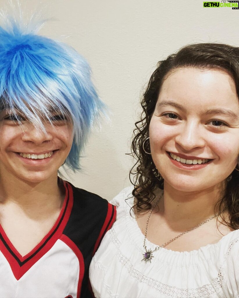 Dalila Bela Instagram - HAPPY HALLOWEEN!!!! 🪦🪦🔮🔮🧡🧡 My youngest brother, @raphaelalejandro22, and I’s costumes this year!!!! #kuroko #halloweencostume #halloween #happyhalloween #spookyseason