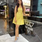 Dalljiet Kaur Instagram - New projects, new look. Thanks @44thesalon for helping me decide my new look! @celeb_connect