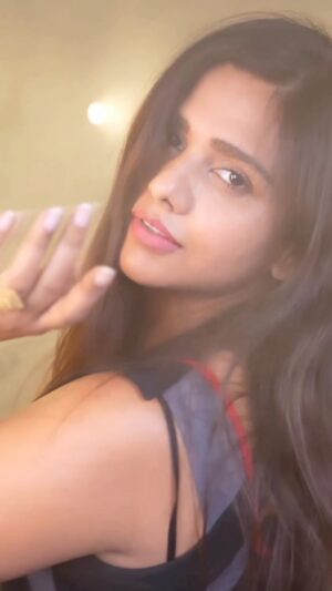 Dalljiet Kaur Instagram - #besharamrang #pathaan