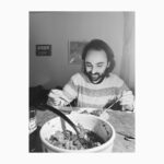 Damla Sönmez Instagram - A bit of good old Berlin(read it with an ê), some good old friends, a lot of walking, cooking at the market, plotting to tear down our inner walls… And most importantly, back to my old posting habits… but posting at 1am 🙃 you still don’t know how to D! El ne karışır? 🥂 Good night to all 💙 luv ya!