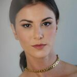 Dani Moreno Instagram - Não vale passar por esse post sem refletir sobre a letra dessa música do @zbaleiro , combinado?? Sob o olhar de @adrilimaa @meuolhaar Sob a beleza de @_daniellepach O texto da 2ª foto que ficou cortado: Todas as vezes em que eu precisei recalcular as minhas rotas, ficou bem clara a obrigação que eu tenho de proteger meu coração. Demorou um pouco, mas eu finalmente entendi que não importa o quanto eu me preocupe com o outro, a forma como eu me trato diz muito mais sobre como eu vou ficar, caso não reste mais nada além de mim mesma.