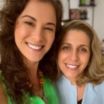 Dani Moreno Instagram - A @dravivianesortega é a dona do meu sorriso desde 2011 aqui em SP. Obrigada por tanto carinho e cuidado comigo e com os meus, Vivi!!! 💛 #saudebucal #dentista #dentistasp #sorriso