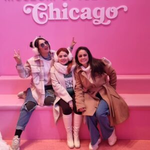 Daniela Luján Instagram - #tbt de algunos viajes con mis envinadas 💕 por cierto ayer hubo video, ¿lo vieron?