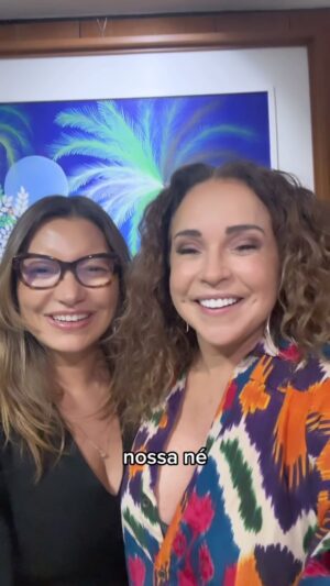 Daniela Mercury Instagram - Adorei encontrar a @janjalula, ela é uma inspiração para nós mulheres! Foi muito importante encontrá-la nessa semana da mulher. Continuamos na luta por igualdade e representatividade também nos espaços de poder. Juntas somos mais fortes! #8março #danielamercury #janja #cultura #amizade