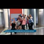 Daniela Nicolás Instagram - Como les conté, y que estoy demasiado feliz de ser parte, vamos todos los días a las 15.30 horas por @canal13cl en RRSS con el tremendo programa “La Cábala” que la está rompiendo con tremendo equipo! ♥️ @bravosanchez e @ignaciomirandac dándolo todo!!! Y hoy les dejo a nuestros invitados estrellas! Los iconos de los panamericanos que se han tomado las RRSS y se han ganado el corazón de todos!!! @brydenhattie y @tylerdowns robándose las pantallas de @canal13cl 😍😍 lo pasamos increíble!!!!! Son lo máximo! ♥️♥️Además, los dejo invitados a que nos vean de lunes a viernes con todos los detalles de los panamericanos, donde les mostramos todo lo que está pasando y además el querido @ignaciomirandac nos explica en palabras simples todas las diferentes disciplinas! ♥️ que diga YO el que ama la dupla @brydenhattie y @tylerdowns en estos panamericanos🤩🤩 #ylaqueso #lacabala #lacabala13