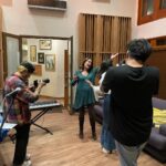 Daniela Romo Instagram - 🙌🏻✨ Ya cumplimos un mes del lanzamiento de esta hermosa colaboración junto a @fabiolaroudhaoficial‼️ Fui muy feliz en el estudio cuando la grabamos✌🏻🥰 Les agradezco infinitamente su apoyo y que sigan escuchando NADA en todas las plataformas digitales 🦋 Ahí les encargo que sigan escuchando, compartiendo y reproduciendo NADA en Spotify y en Youtube para alcanzar nuestra meta 🎶 Gracias, gracias siempre 🙏🏻✨ #DanielaRomo #FabiolaRoudha #Nada #Sencillo #PrimerMes #Spotify #Youtube #dueto #Música #México #Guatemala #Mujeres #Apoyo #Altafonte #Playlist #Bolero #Pop #Soul #tendencia #duet #music #eclipse #eclipse2024
