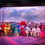 Daniela Romo Instagram - Comunión de almas 🙏🏻✨ #DanielaRomo #tbt #juevesretro #hellodolly #teatro