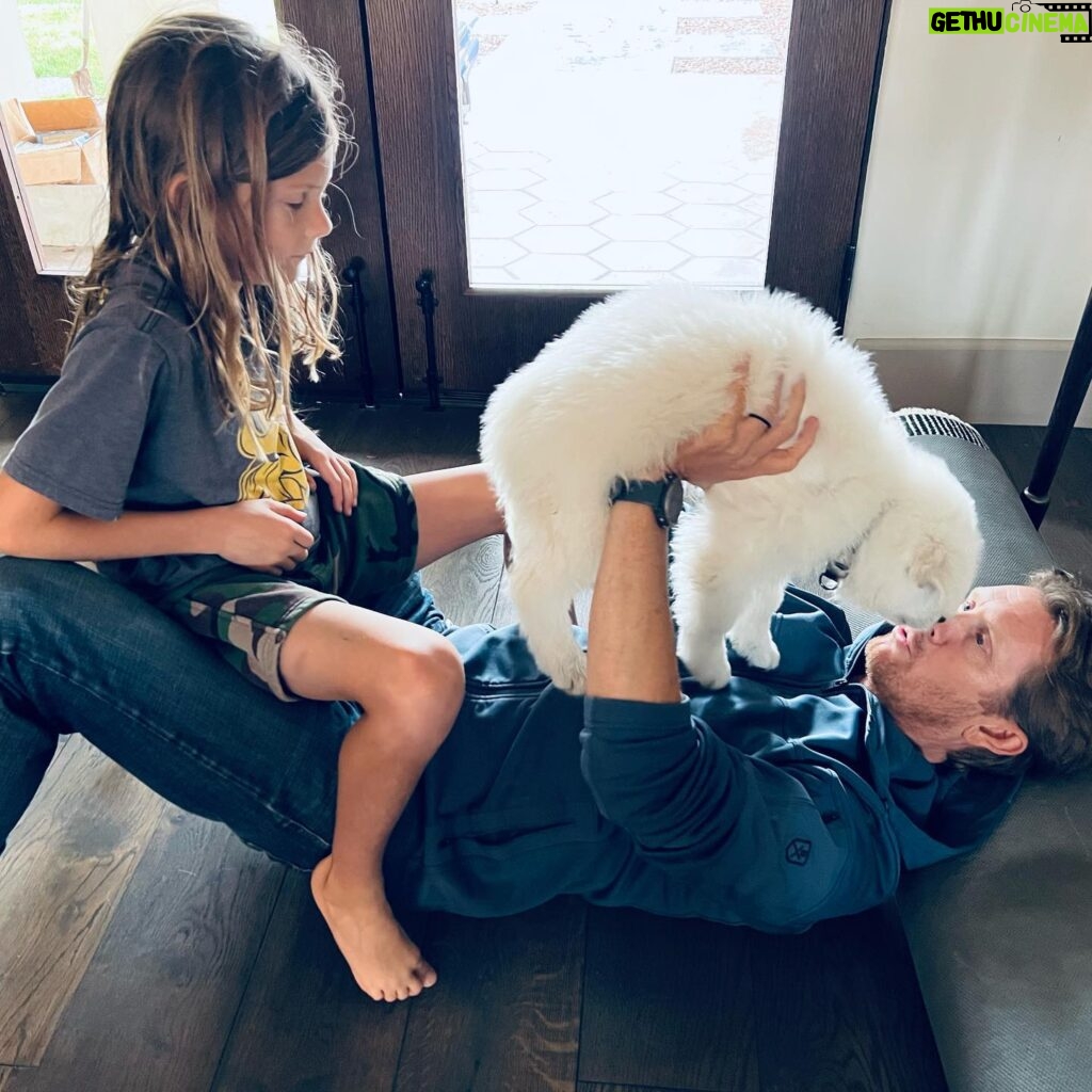 Daniela Ruah Instagram - Happy Father’s Day to the best frickin dad the kids could have wished for and partner in parenting that I could have dreamed of. A man River aspires to be like and that both kids simply adore. Encouraging, playful, honest, conversationalist, disciplining, snuggler, tickler, teacher, coach, guide, builder, goofball, protector… you are our hero and we love all of you ♥️♥️♥️♥️♥️♥️♥️♥️♥️ . Feliz dia do Pai (EUA) Ao melhor paizão que os miúdos podiam ter desejado e o melhor parceiro que eu podia ter sonhado. És o homem que o River quer ser e absolutamente adorado pelos dois miúdos. Encorajador, aventureiro, brincalhão, honesto, conversador, disciplinador, dá mimos, cócegas, professor, treinador, guia, construtor, palhaço, protector… és o nosso herói e amamos tudo sobre ti! ♥️♥️♥️♥️♥️♥️♥️♥️♥️♥️