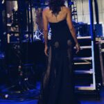 Daniela Ruah Instagram - Sometimes your dress needs a little fishnet and spikes… sometimes it needs a slit all the way up your leg… 🤘🏽🤘🏽🤘🏽🤘🏽🤘🏽🤘🏽🤘🏽🤘🏽🤘🏽🤘🏽 Ás vezes o vestido precisa de rede e picos… outras vezes precisa de uma ganda racha pela perna acima… 🎸🎸🎸🎸🎸🎸🎸🎸🎸🎸 . #hosting #apresentadora @ipma_awards #music #musica #bts #backstage #bastidores #feelinggood @nunobaltazardesigner @johnmedeirosjewelry
