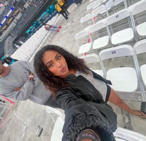 Daniella Taylor Instagram - 🛸