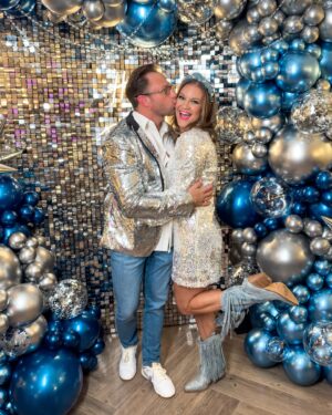 Danielle Busby Instagram - Well! Today was the day!! The day I hit the BIG 40 🥳 Everyone knows I l.o.v.e me a theme, so the party theme was 👖Denim & Diamonds💎 
One thing about telling everyone “no! I will plan my own party” is, YOU KNOW IT WILL BE FIRE bc you planned it!! And well…it SURE WAS! So much fun and I couldn’t have planned better 🤣🤪 
THANK YOU EVERYONE who has sent me birthday wishes, gifts and most importantly, those who have spent time with me !! There is no greater gift to me than quality time and I just love that so many of you fulfilled that for me yesterday & today❤️ 
🥂Cheers to this new decade I have approached! My birthday prayer this year is to ask God to reveal himself to me more & more each day so that I may continue to shine His light where ever I go. #happybirthday #thisis40 #itsabuzzworld #outdaughtered #denimanddiamonds #1983
