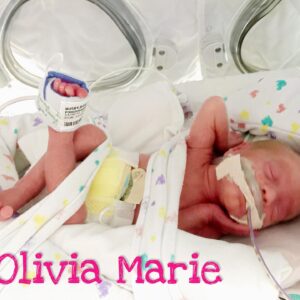 Danielle Busby Instagram - My little LuLu 💕 Olivia Marie 💕 Baby B of my quintuplets   also identical twin with Ava. You sure do bring so much joy into our lives 🤗 You are such a character and love to make others laugh… full of jokes, fart noises and silly faces all the time. Your heart has grown so big and it is filled with compassion and empathy (something I lack at as an adult) but you teach me so much with your care and sympathy for others. I will always have an extra special memory with you, since you were the first of my quintuplet NICU babies I got to hold… filling my Mama heart up so big on the day I was getting discharged from the hospital after having y’all. I love the little person you are growing into and I wouldn’t change a thing about you! 
Celebrating you this month as a #nicugraduate 8 years ago 💚 Thank you Lord for this precious child 💚 #nicuawarenessmonth💚 #nicubaby #itsabuzzworld #outdaughtered #identicaltwins #quintuplets