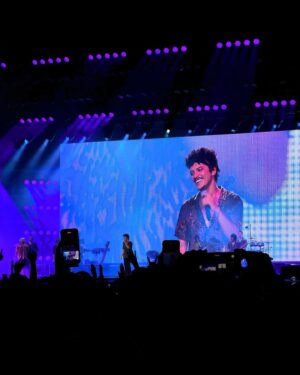 Danupha Khanatheerakul Instagram - @brunomars Im cominggggggggggg ✨🥺