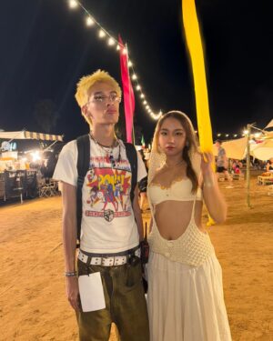 Danupha Khanatheerakul Instagram - ชุดส่งหน้า หน้าส่งผม ผมส่งคน คนส่งของ

Cr. พี่นายตี้บอกจบ @ninetyninetyninee