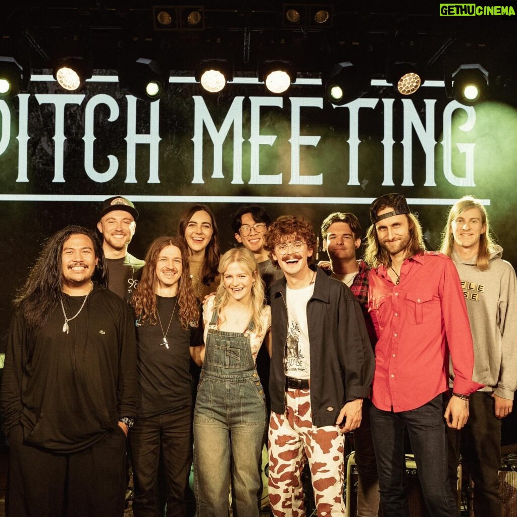 Darci Lynne Farmer Instagram - It was an immense honor to play @pitchmeeting I cannot express enough how special these people are, and how welcoming the atmosphere they create is. (Not to mention their talent is not of this world.) 😅 It is an experience that will stick with me as I grow as an artist. Never have I left pitch meeting without feeling so passionate and encouraged that it’s magnificently overwhelming! Thank you for having me, and giving me a platform to explore this side of myself🖤🖤🖤 📸: @jsg_photography_
