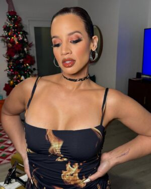 Dascha Polanco Instagram - 🛬: Miami  #artbasel #ismellgood