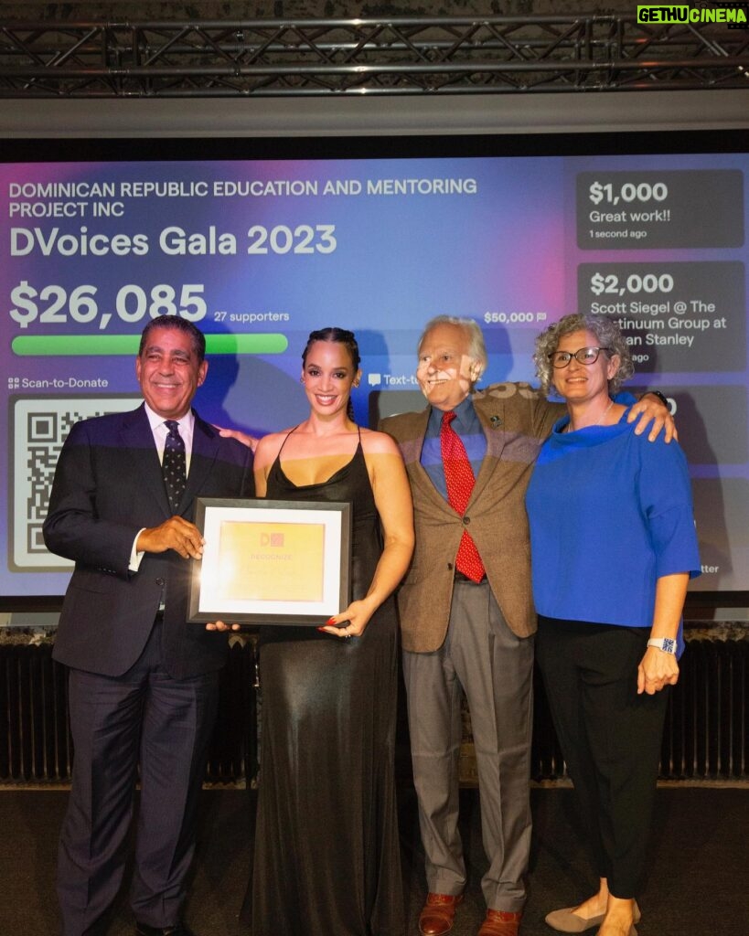 Dascha Polanco Instagram - We do it for the Dominican kids. 🇩🇴 @thedreamprojectdr @dvoicesny #ismellgood