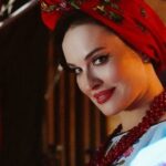 Dasha Astafieva Instagram - Залітаємо у понеділок красіво… Всім гарного тижня🫶🏼