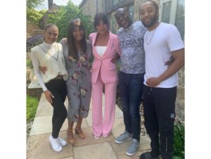 Davina McCall Instagram - 🥹🥹 These people ❤️❤️❤️❤️ .. I ❤️ them SO much 💔💔 Such a tough decision for the kids ??! Thank u Clayton and Caroline , ( always thought you’d make quite a good couple actually) Christian and Karli .. for looking after each other , and being u ❤️ 
See u later for more !! #MyMumYourDad #MyMumYourDadUK
