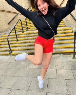 Davina McCall Instagram - This pretty much sums up how I feel after a spin class. Basically …. I feel like I could do it all over again. Cardio just fills me with endorphins and dopamine and I’m ready to crack on with my  day. Holly, thanks for being my Jim bunny again.