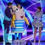 Davina McCall Instagram – Spoiler alert …. Best suprise EVER !!! @nickyaacampbell you are VERY GOOD AT KEEPING SECRETS!!!!! 😂😂😂😂 felt so emotional watching again x love this show … it just makes me so happy 😃 @maskedsingeruk ps it was quite funny trying to hug an egg 😂😂😂😂😂 I couldn’t get in properly 💝💝💝