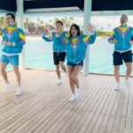 Davina McCall Instagram – #ad had to take @thefamileighx to a TUI BLUE dance class….this was actually hilarious 😆 💃 there are so many activities on their schedule (u can book them all on the app or with your TUI BLUE guide manager) 🙌  so great for family bonding and keeping fit x @tuiuk