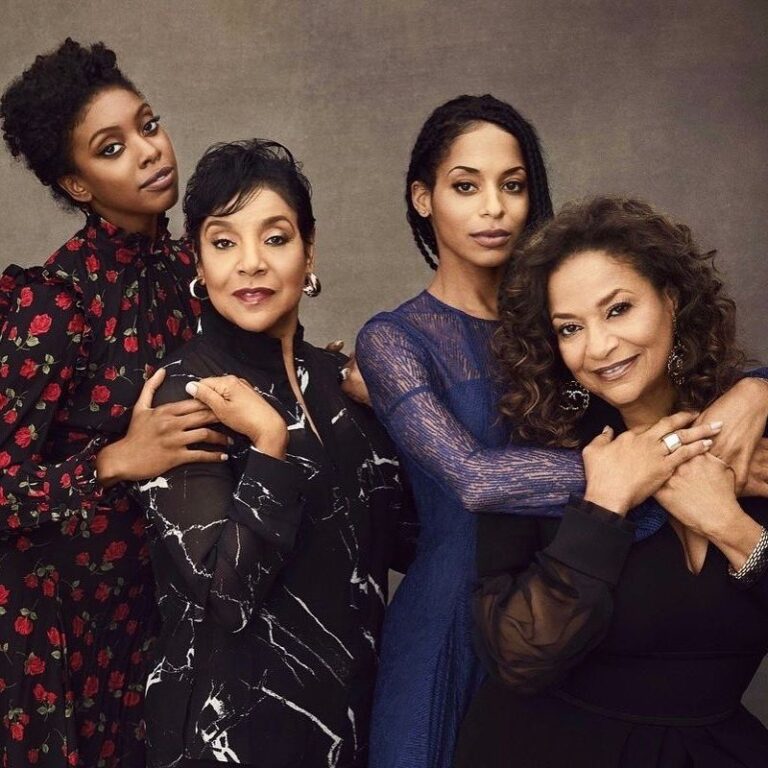 Debbie Allen Instagram - Empowered Women, Empower Women 💪🏽💕 May we know them. May we be them. May we raise them. #HappyInternationalWomensDay