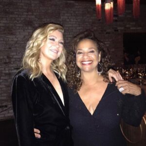 Debbie Allen Instagram - Tonight's Episode is an epic sea change for our Meredith Grey. Not to be missed. Love You, G❤️ @EllenPompeo @GreysABC