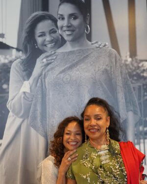 Debbie Allen Instagram - A Tale of Two Sisters Lives On ❤️

📷: @LeeTonksPhotography