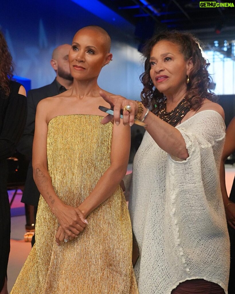 Debbie Allen Instagram - Happy Birthday, @JadaPinkettSmith! 💫❤️ Love you!