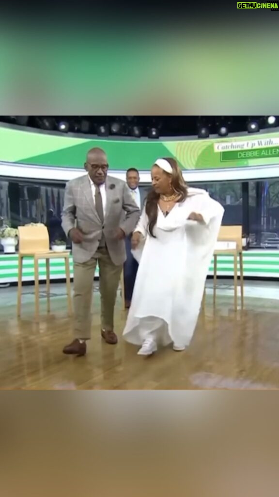 Debbie Allen Instagram - I loved hanging out on the @TodayShow to spread the word about @Regeneron’s #Gr8EyeMovement and showing my friend @AlRoker some new moves! 💃🏽 #sponsored