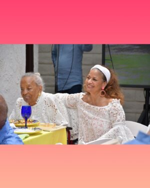 Debbie Allen Instagram - Mom ❤️ You are the true Renaissance Woman Lish, Vivian, Condola, Carmen, Gel, Tracey, Natalie, Chloe, Shiloh, Avi, and I aspire to. THANK YOU for giving us a path of Light, Love, Fight and Faith to follow. ✨ We celebrate your 100 Years around the sun! ☀️