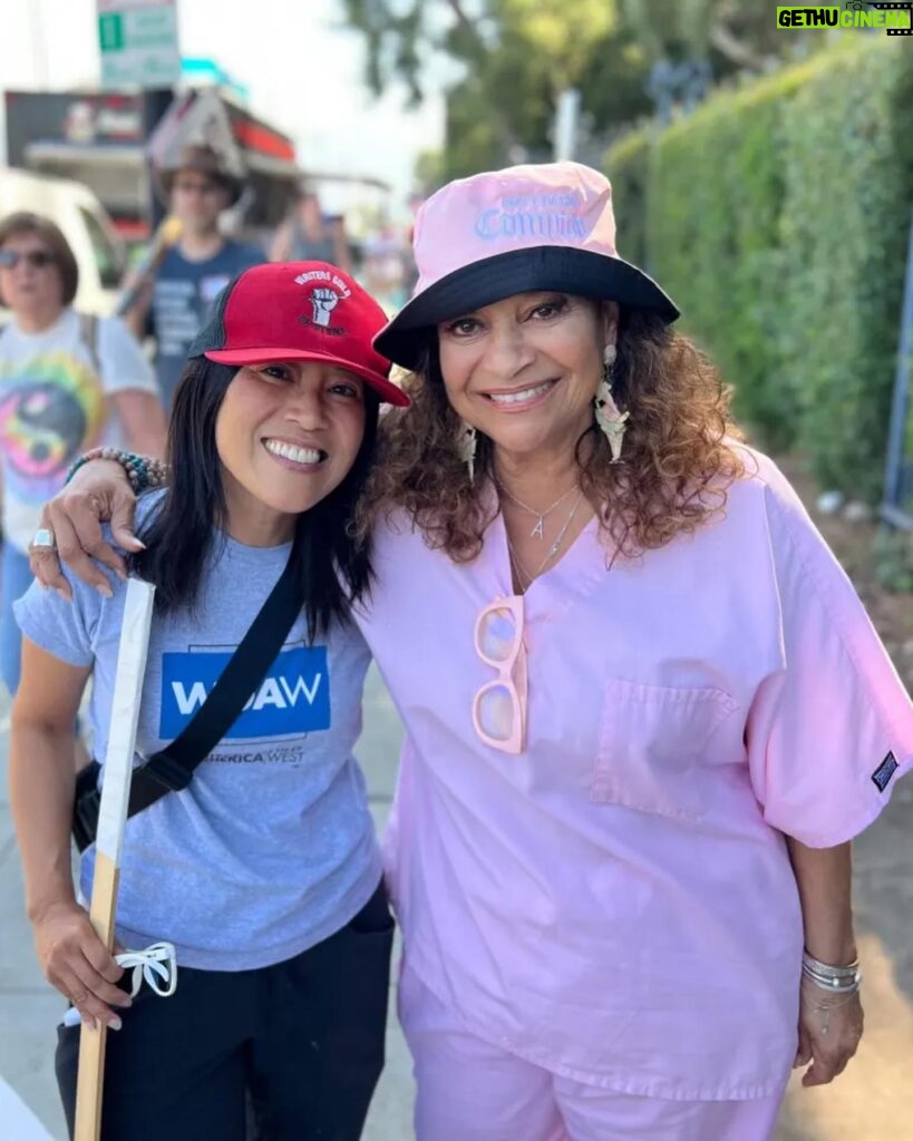 Debbie Allen Instagram - We Need Change! ✨ Proud to join my @SAGAFTRA community in the striking for a better future in the entertainment industry!