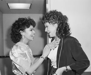 Debbie Allen Instagram - CHITA RIVERA ❤️ My Mentor, My Friend, Our Goddess of Inspiration and Joy - Thank You. Every moment of your life has been a treasure of what is possible. I will miss touching you, but I will forever hear your laughter and hold that baton of power you tossed my way. ❤️❤️❤️🙏🏼🙏🏼🙏🏼❤️❤️❤️🥲💔