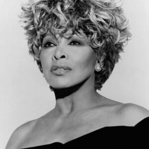 Debbie Allen Instagram - Thank You #TinaTurner for inspiring us all and leaving such a well lit path for millions to follow. REST IN POWER 🙏🏼❤️😢