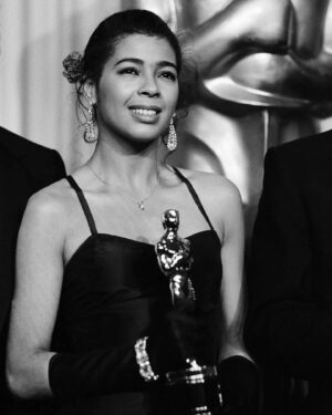 Debbie Allen Instagram - My Heart is Broken. 💔
#IreneCara was such a gifted and beautiful genius. Her talent and her music will LIVE FOREVER! FOREVER REMEMBER HER NAME! #FAME 😢❤️