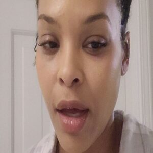 Demetria McKinney Instagram - #sisterloc update!  Hard to believe I am in month 4 already!!! This month was unique because there was a lot of #growth but that led to some marrying I hadn't experienced before. Chan was so patient in how she handled this issue during the retie and I can't thank her enough for not just ripping through my #hair.  Still loving the journey.....xoxoxo