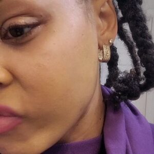 Demetria McKinney Instagram - Part 1 of 3
I REACHED MY 6 MONTH #SISTERLOC #ANNIVERSARY!!!! I know I look a mess but this is part of the #journey ! 😆 So if this can encourage someone to keep going ...it'll be worth it!  #naturalhair  #growth