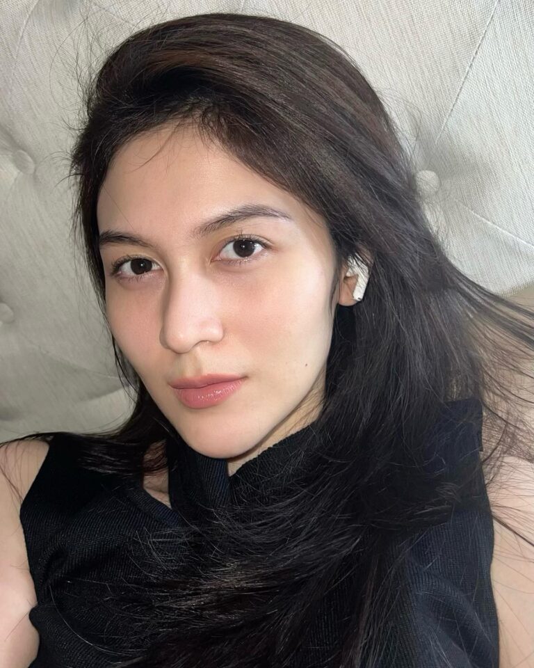 Denira Wiraguna Instagram - Anak rambut>>>