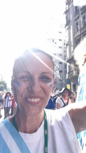 Denise Dumas Instagram - Vamos Argentina carajoooooi!!!! 🇦🇷🇦🇷🇦🇷Campeones del mundooooi😭😭😭😭😭😭