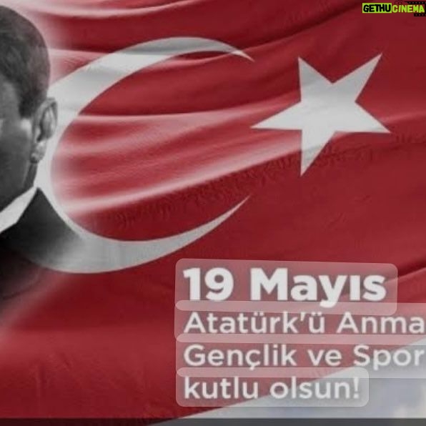 Derya Baykal Instagram - Özlem ve saygıyla Atam...🙏❤️🌹 #atatürküanmagençlikvesporbayramı kutlu olsun. #atami̇zindeyiz #19mayıs1919🇹🇷