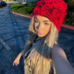 Devenity Perkins Instagram - im all about me me me me