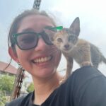 Devina Aureel Instagram - anak kucing memang lucu tapi kalo ga keurus dan cuma ketakutan di jalan karena diusirin dan ga dikasih makan kan huhu mau bawa pulang semua anak di bumi juga ga realistis xixi ayo pro steril ril ril ril bantu steril kucing jalanan juga yuk yak yuk mkc bnyk tq 4 reading dan semoga terketuk pintu hatimu luv u dan tentunya jangan lupa!! adopt don’t shop arigatou people of the world