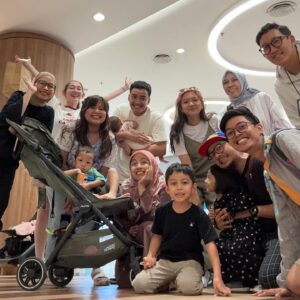 Devina Aureel Instagram - potret tumbuh kembang remaja ibukota 🤎✨