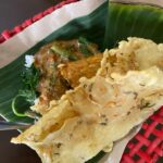 Devina Aureel Instagram - Berikut list tempat makan yang perlu kamu coba jika ke Malang: - CILOK!!! Dimana pun pasti enak tapi yang depan SMAN 9 best best best - Pecel Pincuk Berkah depan SMAN 9 masih juara satu plis pertahankan luv u forever - Sate telor sebrang matos WAH INI SIH CRAZY - Ayam Tenes ga boleh kelewat!!! - Ayam Goreng Pemuda juga gas pol ngeng rem blong - Masakan mamiku sayangku cintaku - Nasi Krengsengan di Lawang duh sori ga ada yg ngalahin - Depot 88 chinese food bezt bezt bezt - Bakso GUN!!!!!!!!!!!! hampir 10 tahun lebih ga makan ini dan masih jadi top 5 bakso favorit!! - Bakso Senggol di Lawang tapi cari sendiri ya soalnya lupa lokasi tepatnya dimana tolong effortnya - NASI AYONG di KLX express adalah tujuan pasti tiap ke malang selain pecel gila masih terngiang rasanya ga punya rekomendasi kopi di Malang karena sekarang banyak pol pol tempat kopi dan belom cobain satu satu sekian dan terima donasi 🙏🏻 bayarin tiketku pulang Malang yuk. Link ga ada di bio 🙏🏻