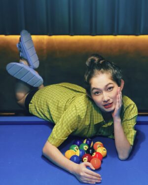 Devina Aureel Instagram - jangan lupa main billiard hari ini