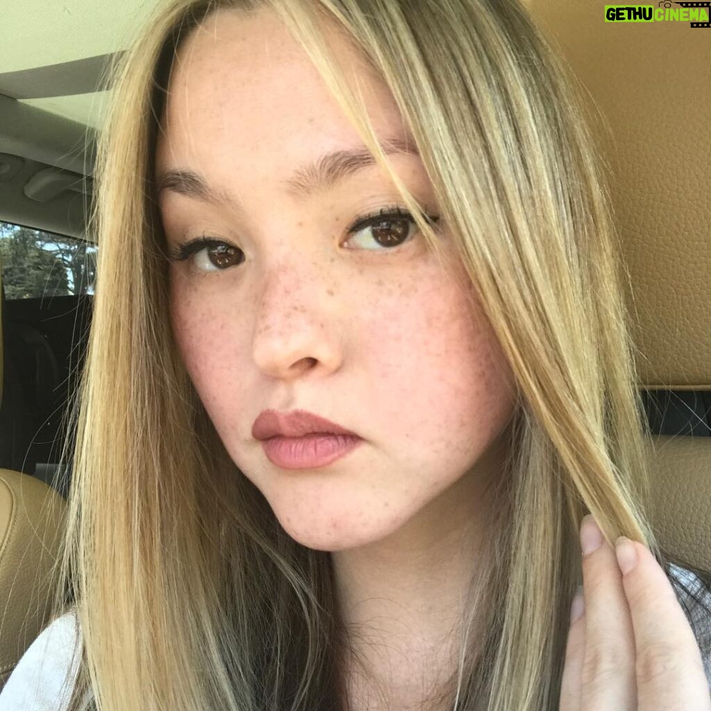Devon Aoki Instagram - Summer hair meet summer freckles #thanks @steventappcolors #ready ✈️